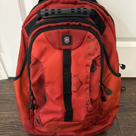 Victorinox Backpack in Red - Picture 5 of 8